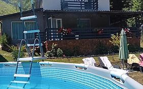 Vila Ade